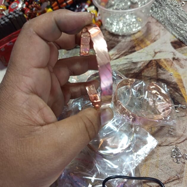 سوار يدوي